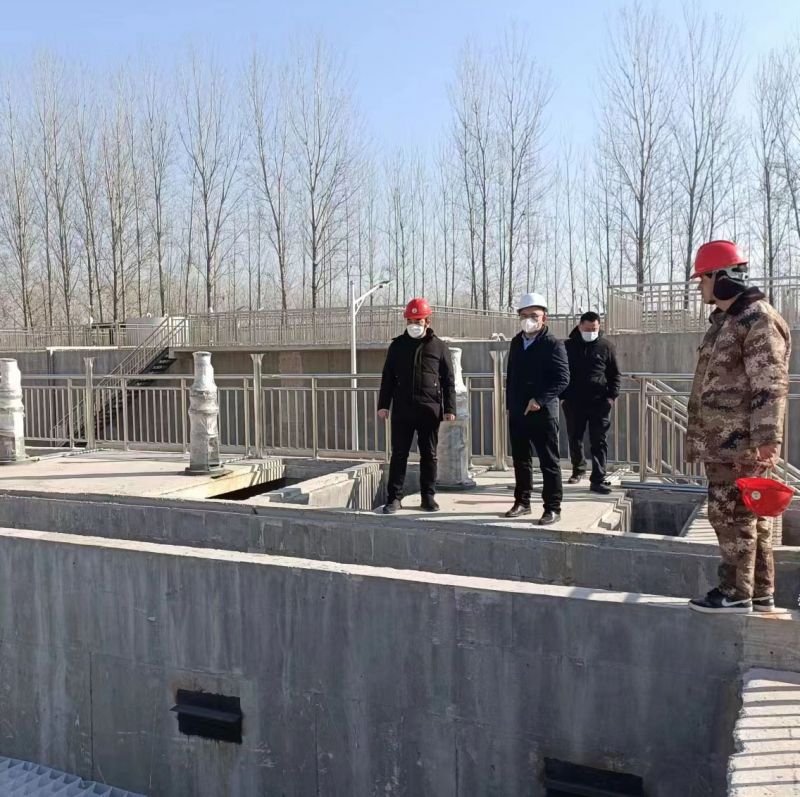 河南萬川環保董事長(zhang)赴濮陽範縣汚水處理廠現(xian)場視詧指(zhi)導工作