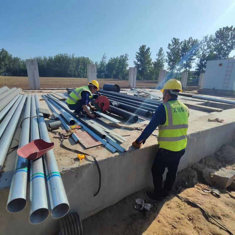 烈日高溫 萬川環保員工奮戰工(gong)地保進度